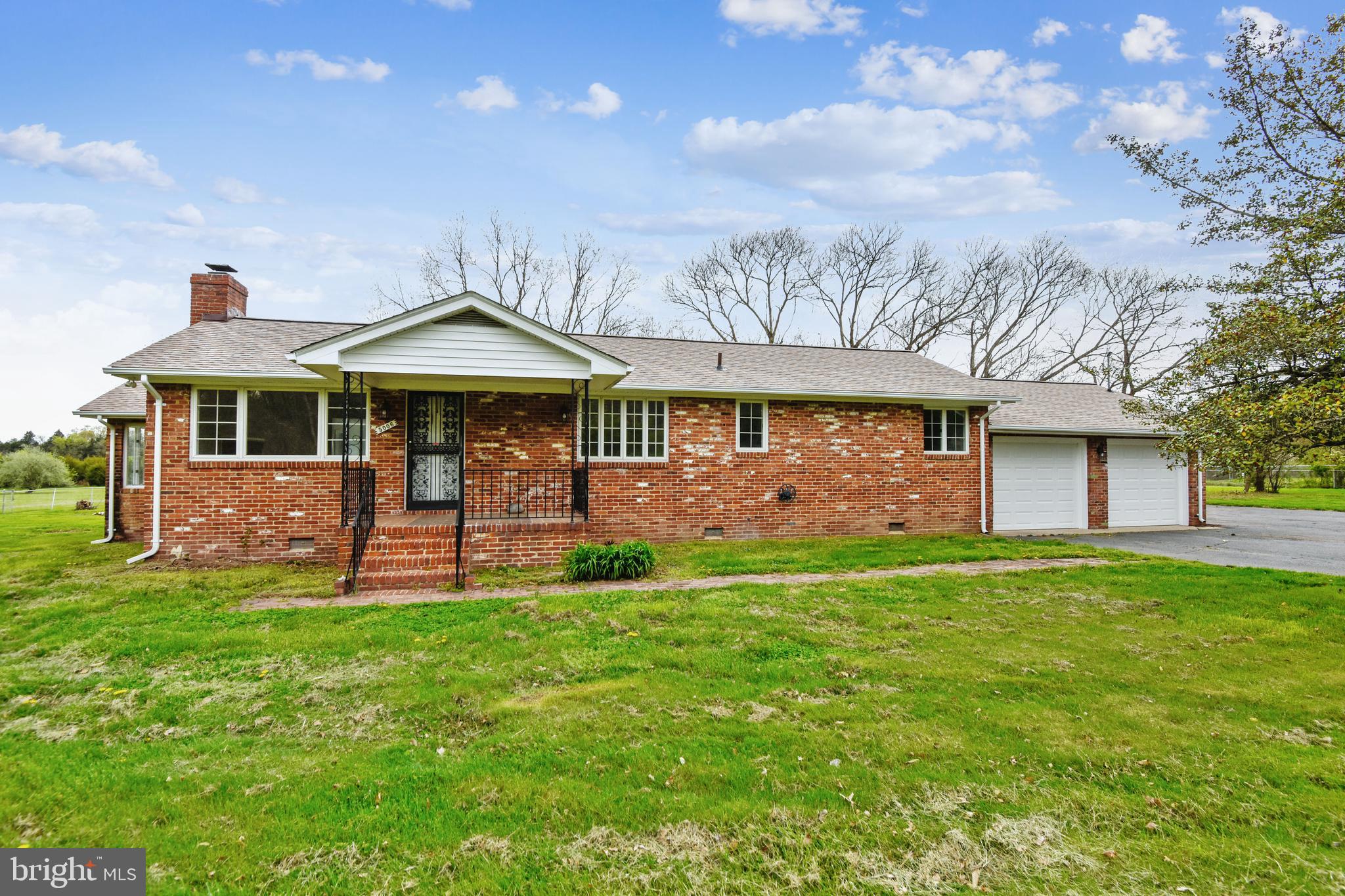 5006 Pleasant Valley Road Chantilly, VA 20151 - Photo 1 of 31 Gallery Image 1