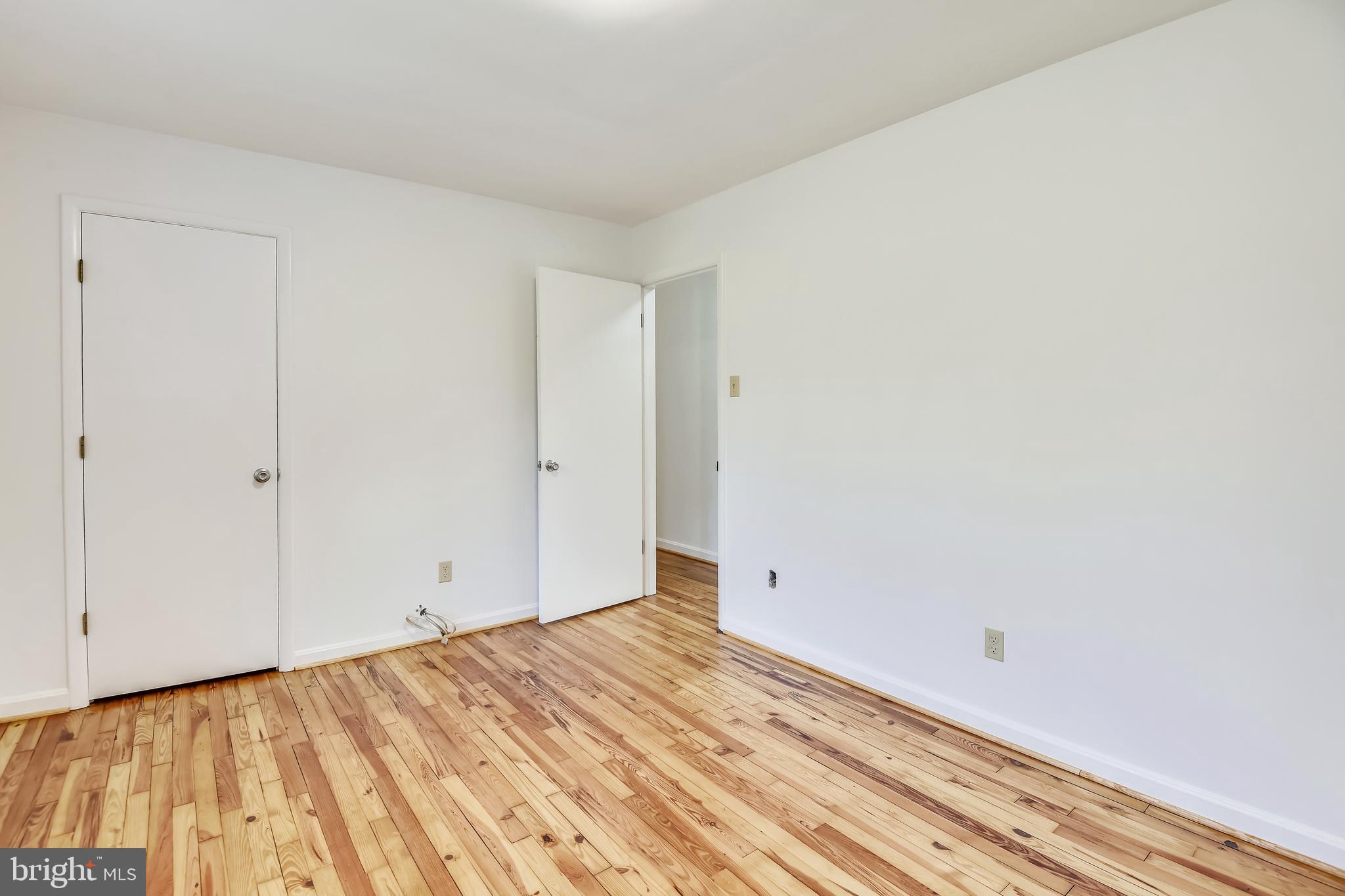 5006 Pleasant Valley Road Chantilly, VA 20151 - Photo 21 of 31 Gallery Image 21