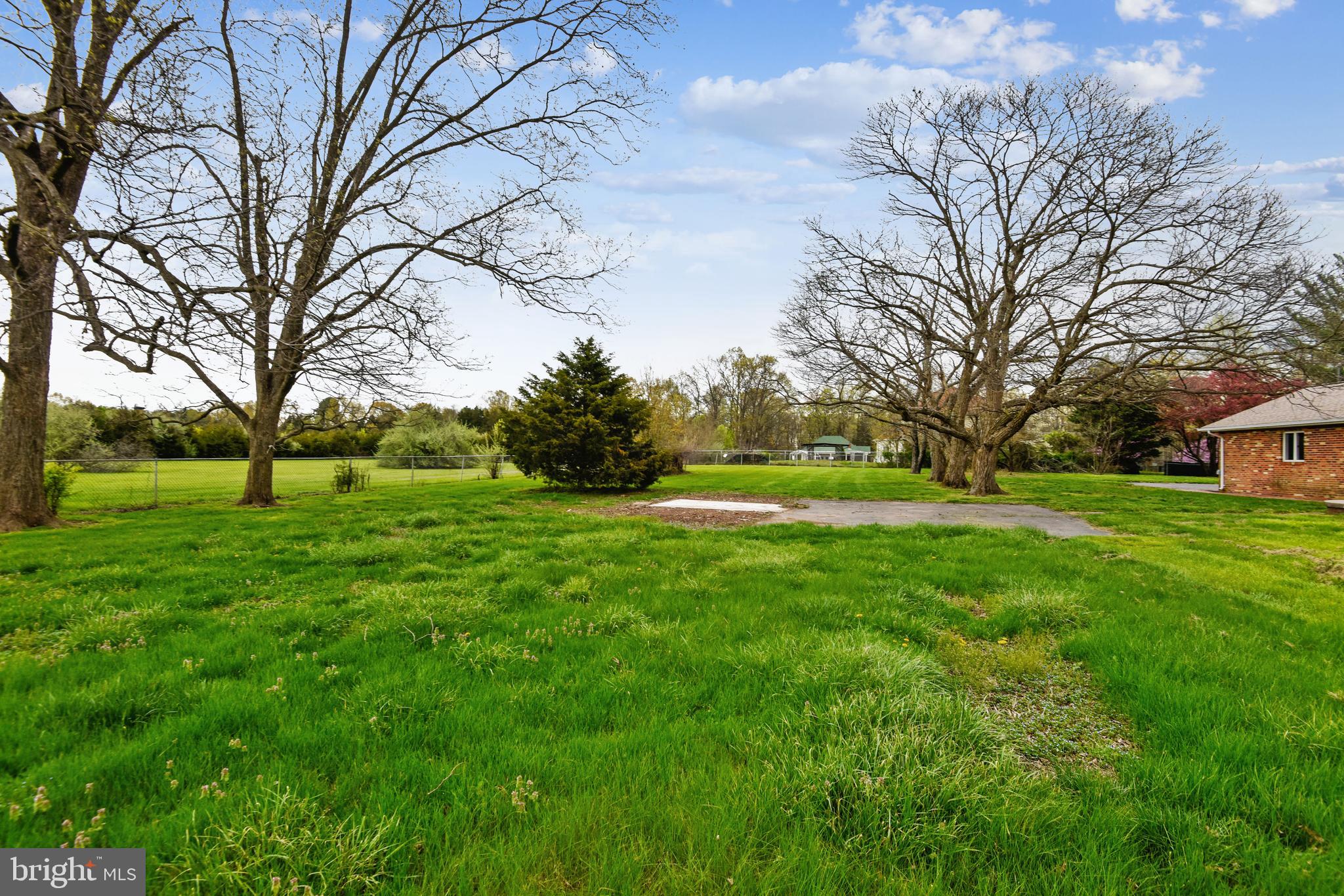 5006 Pleasant Valley Road Chantilly, VA 20151 - Photo 27 of 31 Gallery Image 27