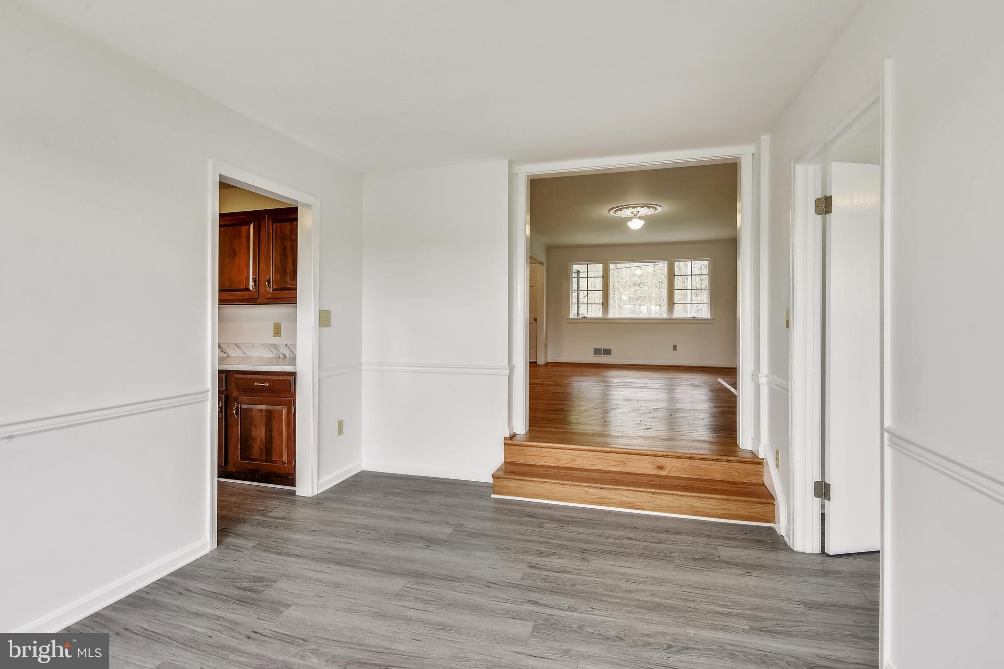 5006 Pleasant Valley Road Chantilly, VA 20151 - Photo 10 of 31 Gallery Image 10