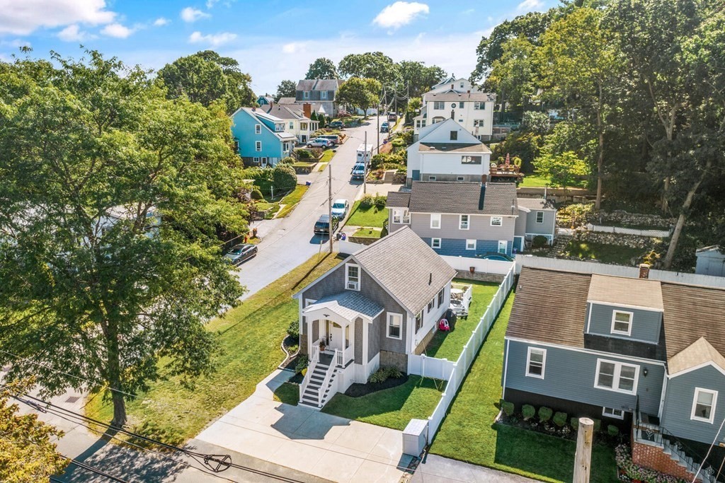 36 School Street Saugus, MA 01906 - Photo 3 of 34 Gallery Image 3