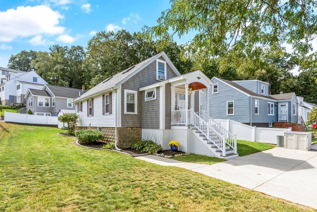 36 School Street Saugus, MA 01906 - Photo 6 of 34 Gallery Image 6