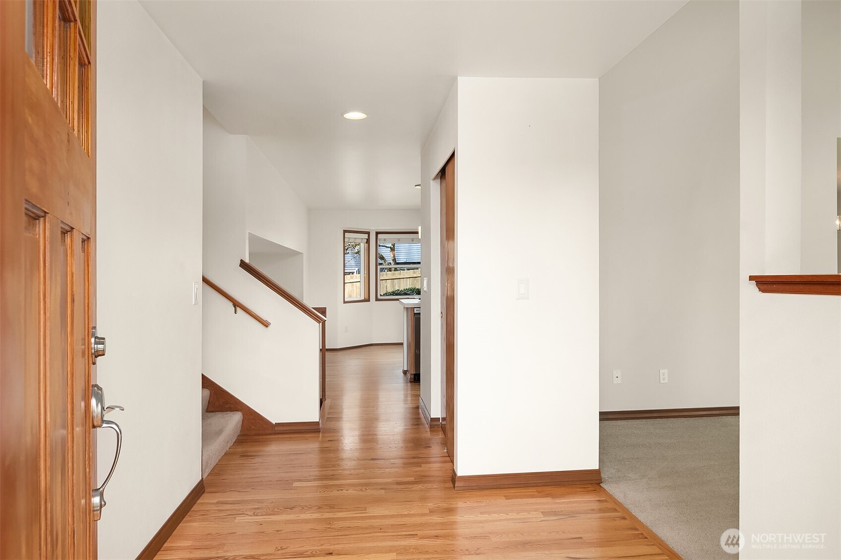 2223 Field Avenue Northeast Renton, WA 98059 - Photo 3 of 32
