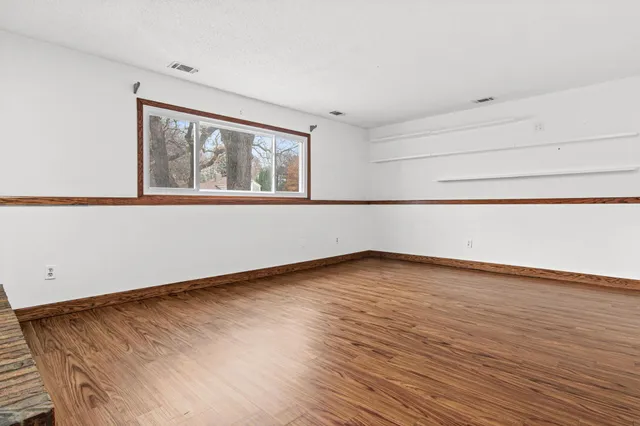 $2,750 | 8481 142nd St Court, Apple Valley, MN 55124