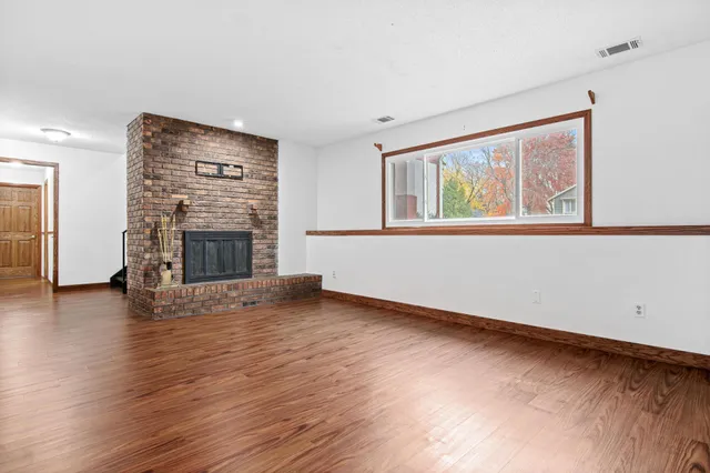 $2,995 | 8481 142nd St Court, Apple Valley, MN 55124