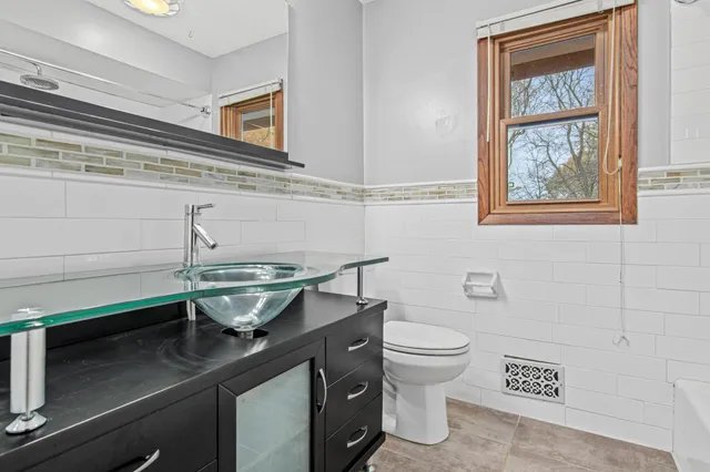 $2,995 | 8481 142nd St Court, Apple Valley, MN 55124