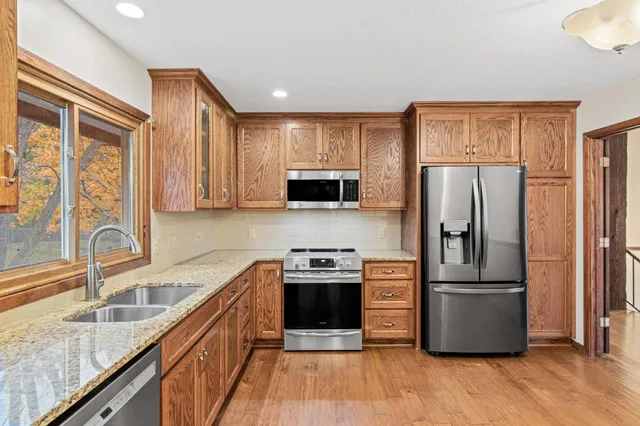 $2,995 | 8481 142nd St Court, Apple Valley, MN 55124