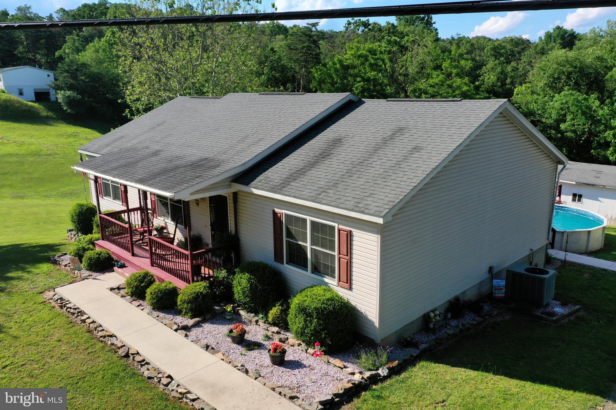 475 Morton Grove Road Berkeley Springs, WV 25411 - Photo 3 of 52 Gallery Image 3