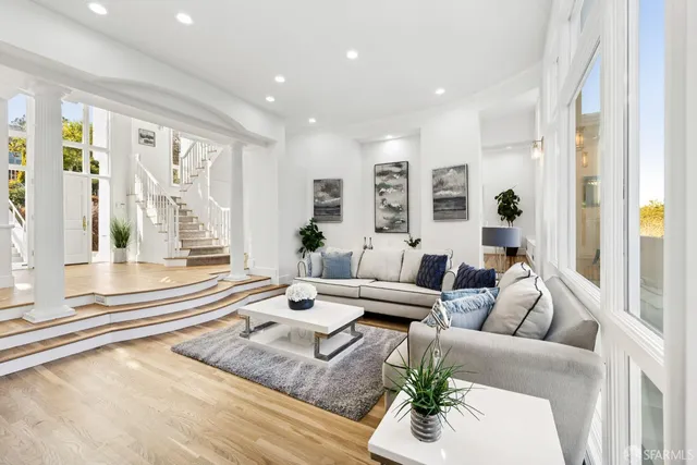 $5,699,000 | 722 Jacaranda Circle, Hillsborough, CA 94010