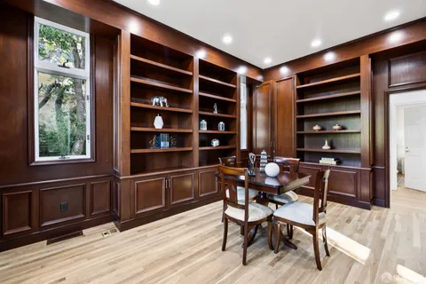 $5,999,000 | 722 Jacaranda Circle, Hillsborough, CA 94010