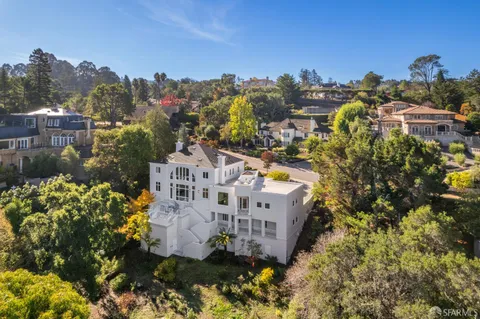 $5,999,000 | 722 Jacaranda Circle, Hillsborough, CA 94010