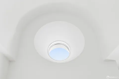 $5,999,000 | 722 Jacaranda Circle, Hillsborough, CA 94010