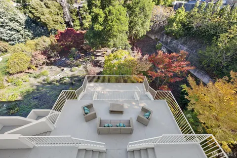 $5,999,000 | 722 Jacaranda Circle, Hillsborough, CA 94010