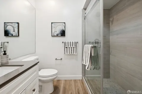 $5,999,000 | 722 Jacaranda Circle, Hillsborough, CA 94010