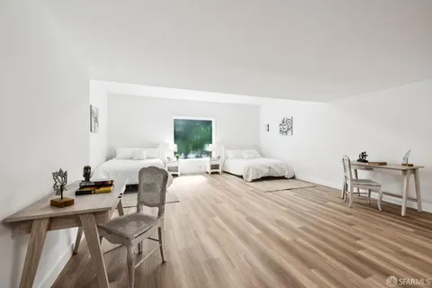 $5,999,000 | 722 Jacaranda Circle, Hillsborough, CA 94010