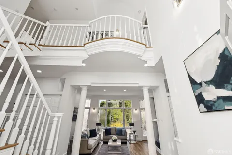 $5,999,000 | 722 Jacaranda Circle, Hillsborough, CA 94010