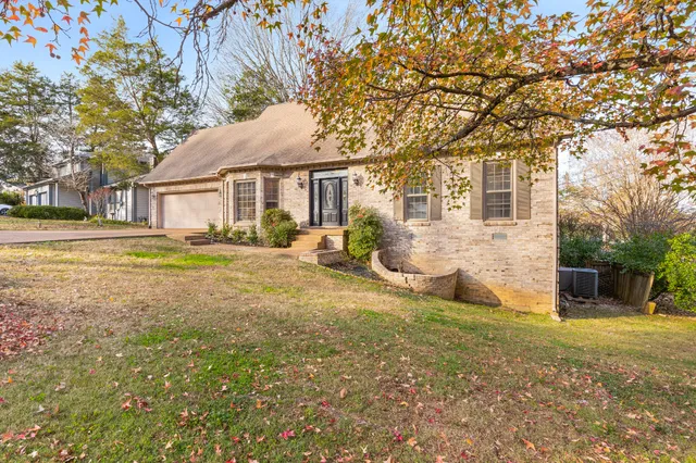 $475,000 | 2440 Ravine Drive, Nashville, TN 37217