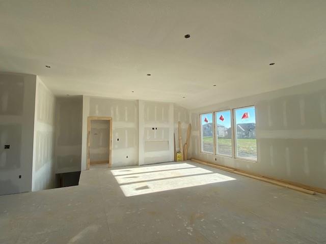 18615 West 193rd Street Spring Hill, KS 66083 - Photo 12 of 36