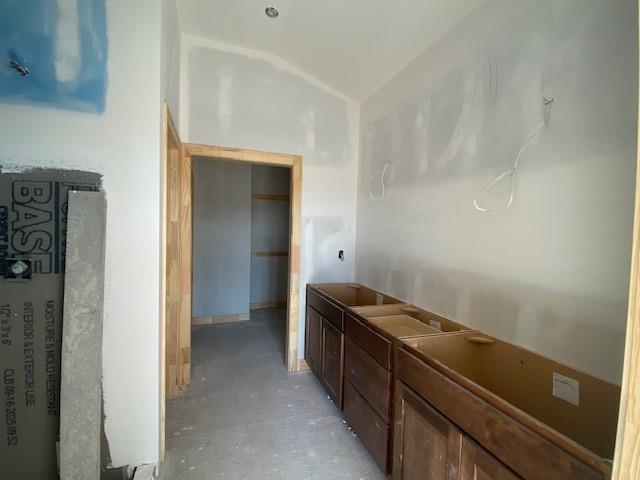 18615 West 193rd Street Spring Hill, KS 66083 - Photo 14 of 36