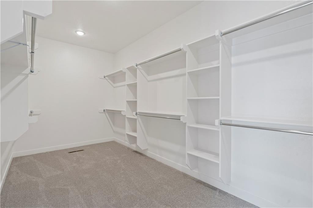 18615 West 193rd Street Spring Hill, KS 66083 - Photo 29 of 36