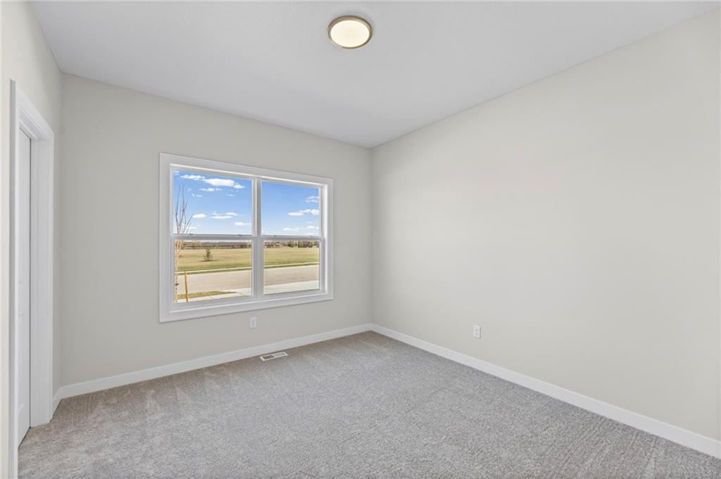 18615 West 193rd Street Spring Hill, KS 66083 - Photo 31 of 47