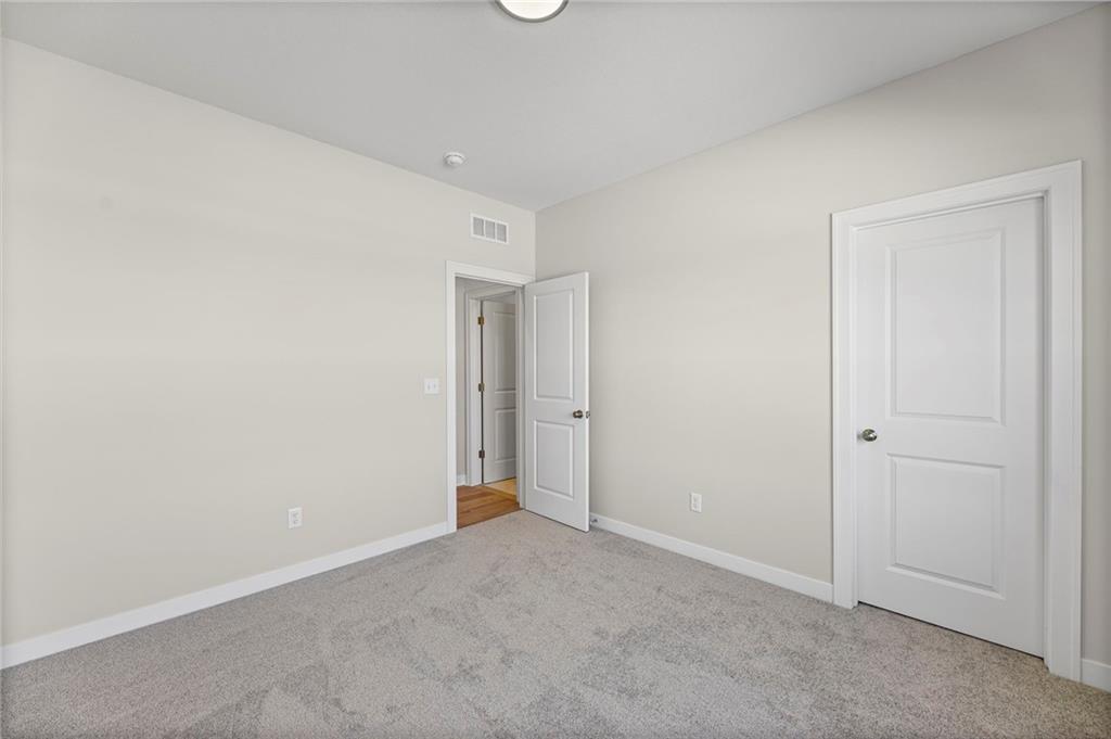 18615 West 193rd Street Spring Hill, KS 66083 - Photo 32 of 47