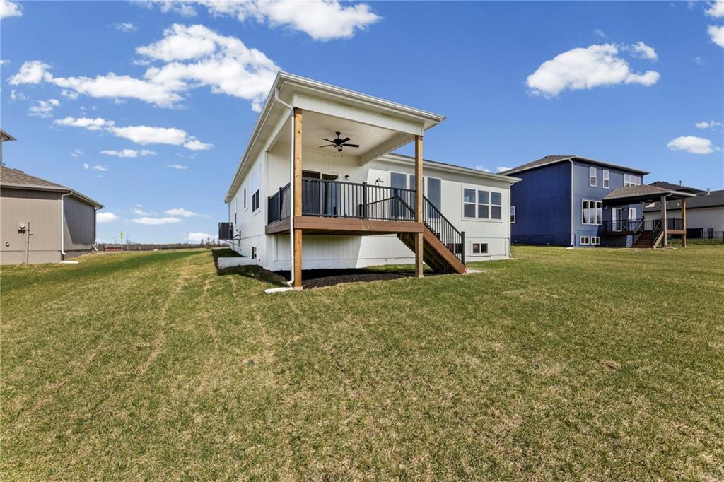 18615 West 193rd Street Spring Hill, KS 66083 - Photo 38 of 47
