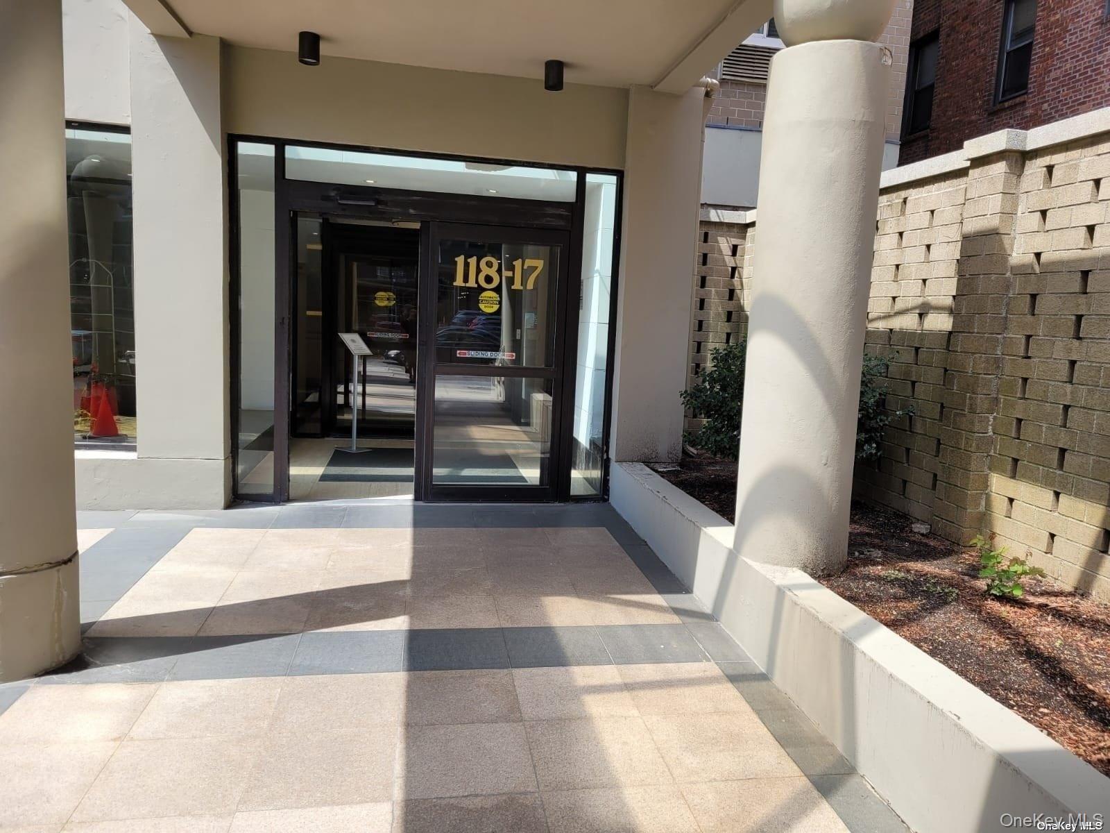 a view of a walk in closet