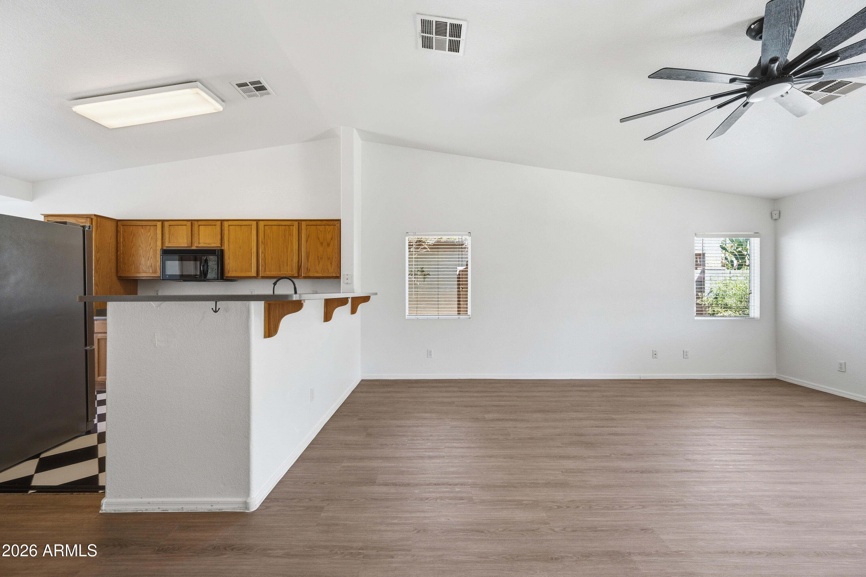 10469 West Granada Road Avondale, AZ 85392 - Photo 6 of 23 6-10469WGR-ocupix-