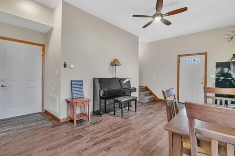 $860,000 | 223 Lake Avenue South, Spicer, MN 56288