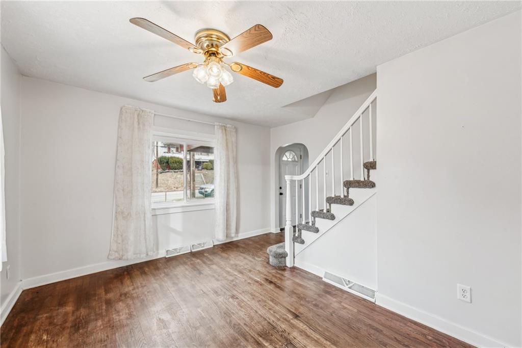 3260 Rainbow Run Road Monongahela, PA 15063 - Photo 6 of 32 Gallery Image 6