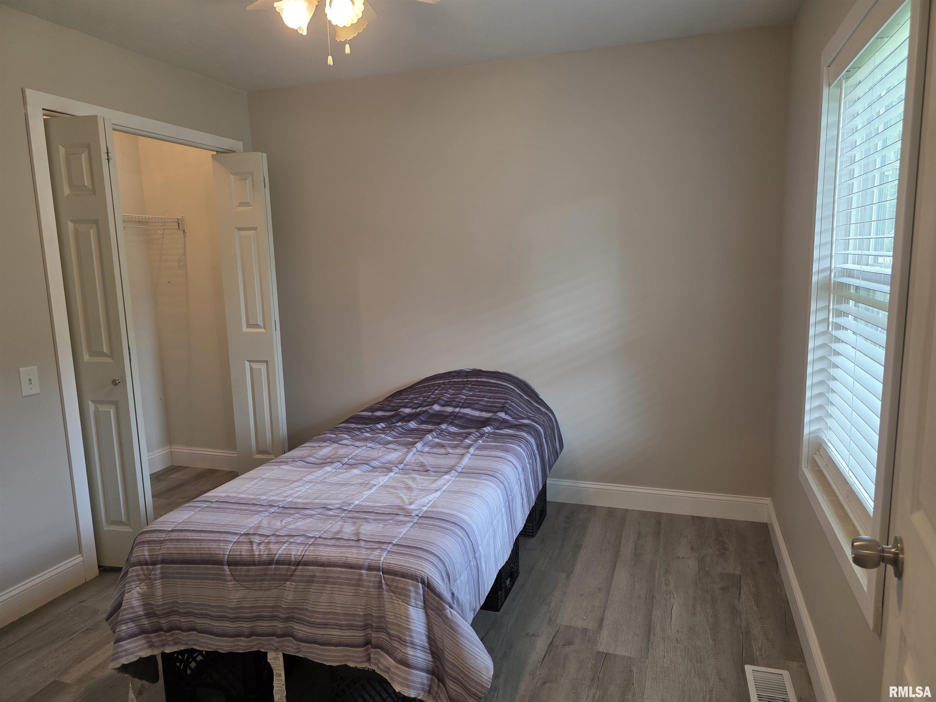 1405 East Edwards Street Springfield, IL 62703 - Photo 11 of 25 Gallery Image 11