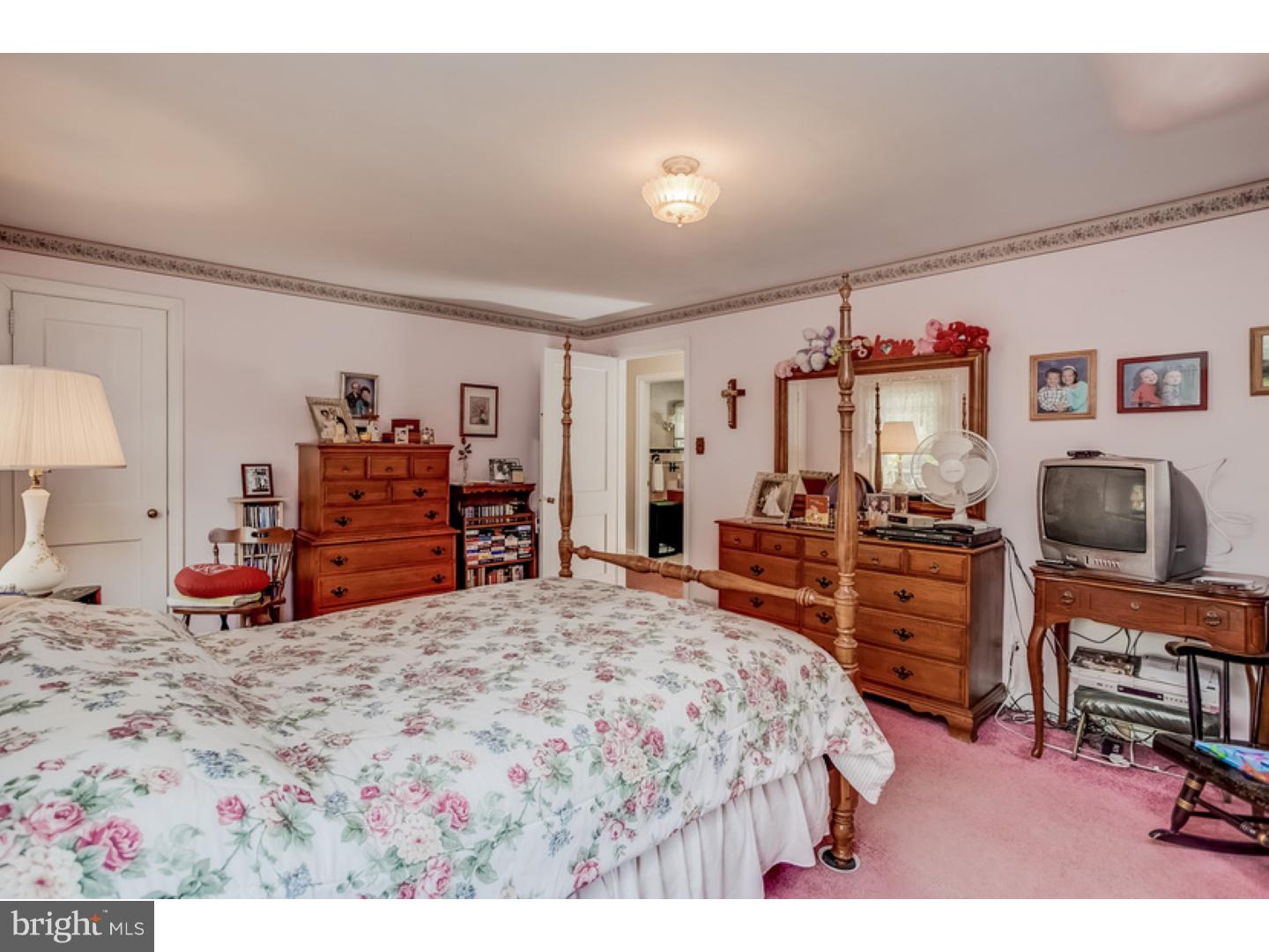 417 Copley Road Barrington, NJ 08033 - Photo 13 of 20