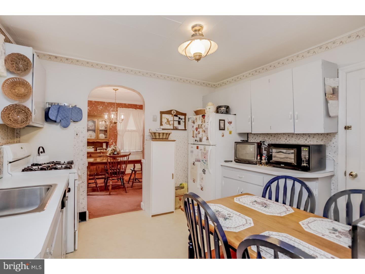 417 Copley Road Barrington, NJ 08033 - Photo 7 of 20