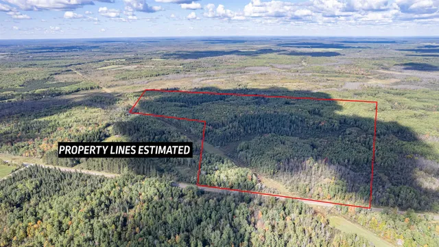 $210,000 | 11043 Highway 8, Floodwood, MN 55736