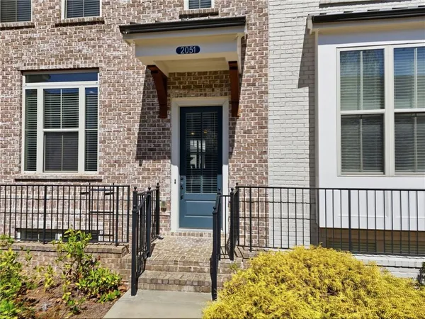 $470,000 | 2051 Glenview Park Circle, Duluth, GA 30097