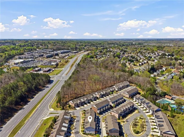 $470,000 | 2051 Glenview Park Circle, Duluth, GA 30097
