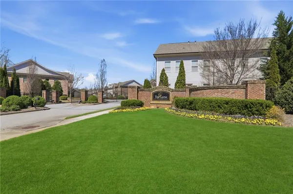 $470,000 | 2051 Glenview Park Circle, Duluth, GA 30097