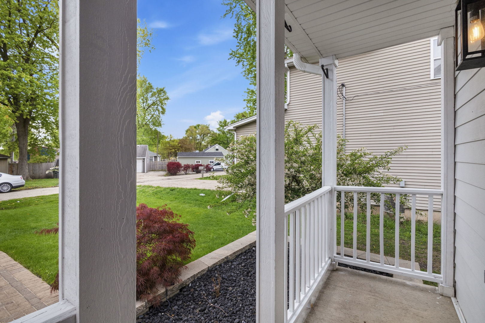 150 Wilson Way South Elgin, IL 60177 - Photo 3 of 29