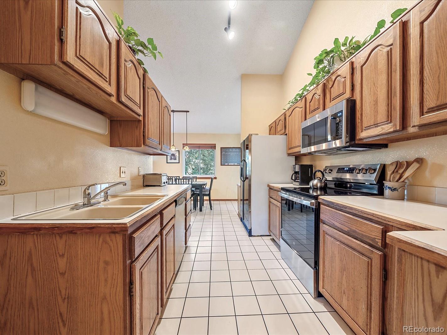 10765 Deerfield Road Franktown, CO 80116 - Photo 17 of 50 Gallery Image 17