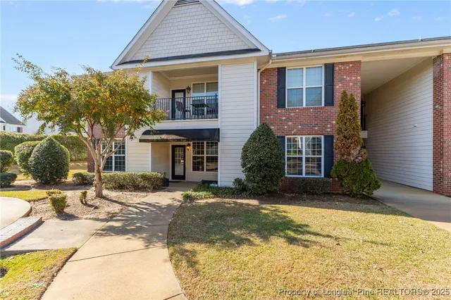 $183,000 | 1908 Harcourt Circle, Unit 104, Fayetteville, NC 28304