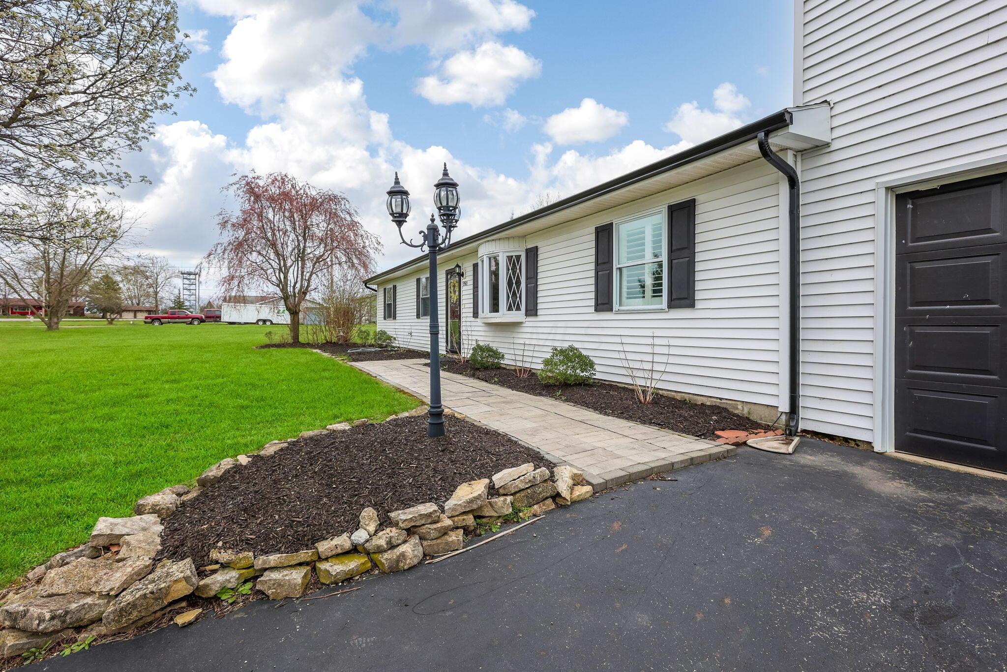 9501 Tarbutton Road South Vienna, OH 45369 - Photo 9 of 88 9-web-or-mls-G02A0641