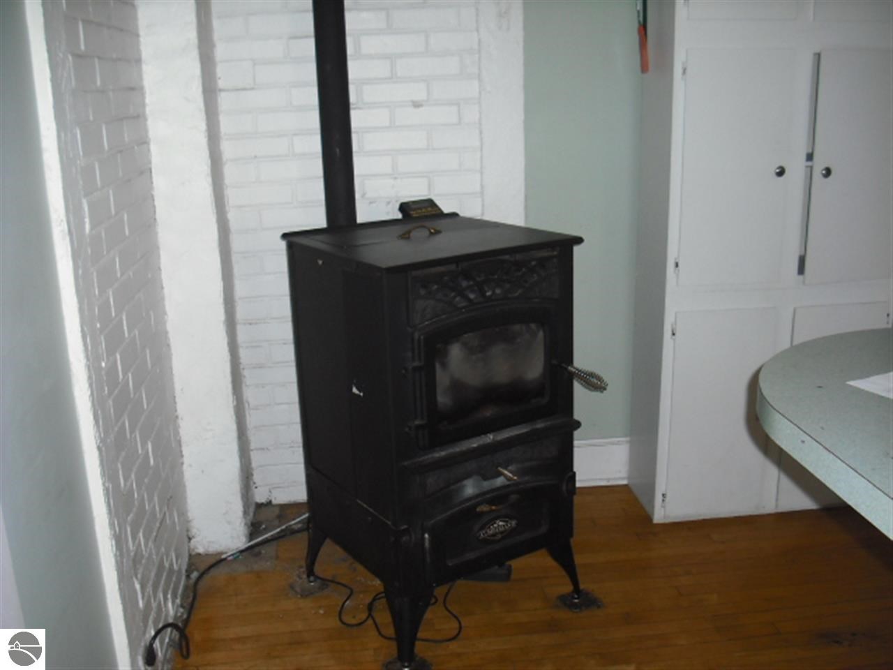 6157 Secor Road Traverse City, MI 49685 - Photo 14 of 24 1776104-16.JPG