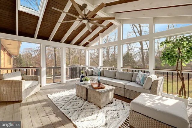 $1,250,000 | 9119 Hamilton Drive, Fairfax, VA 22031