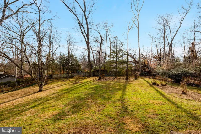 $1,250,000 | 9119 Hamilton Drive, Fairfax, VA 22031