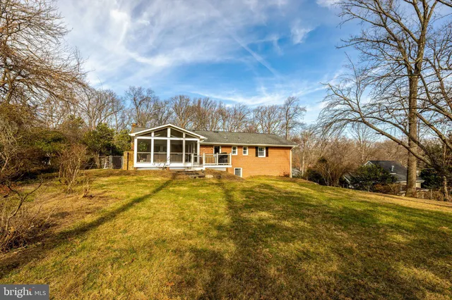 $1,250,000 | 9119 Hamilton Drive, Fairfax, VA 22031