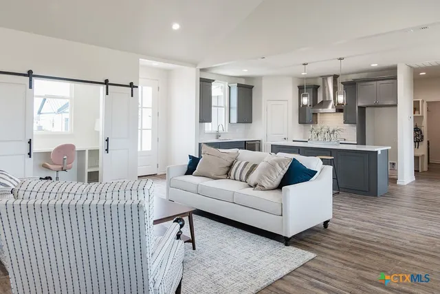 $419,900 | 243 Honeycomb, Victoria, TX 77904