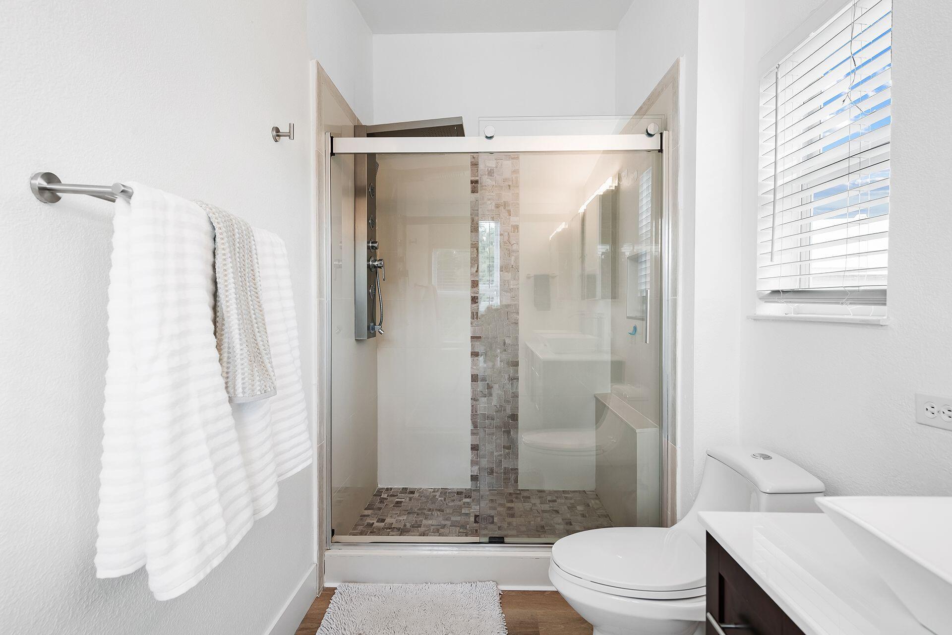 21 Mockingbird Road Key Largo, FL 33037 - Photo 24 of 38 3rd Floor Master Rain Shower + Jets