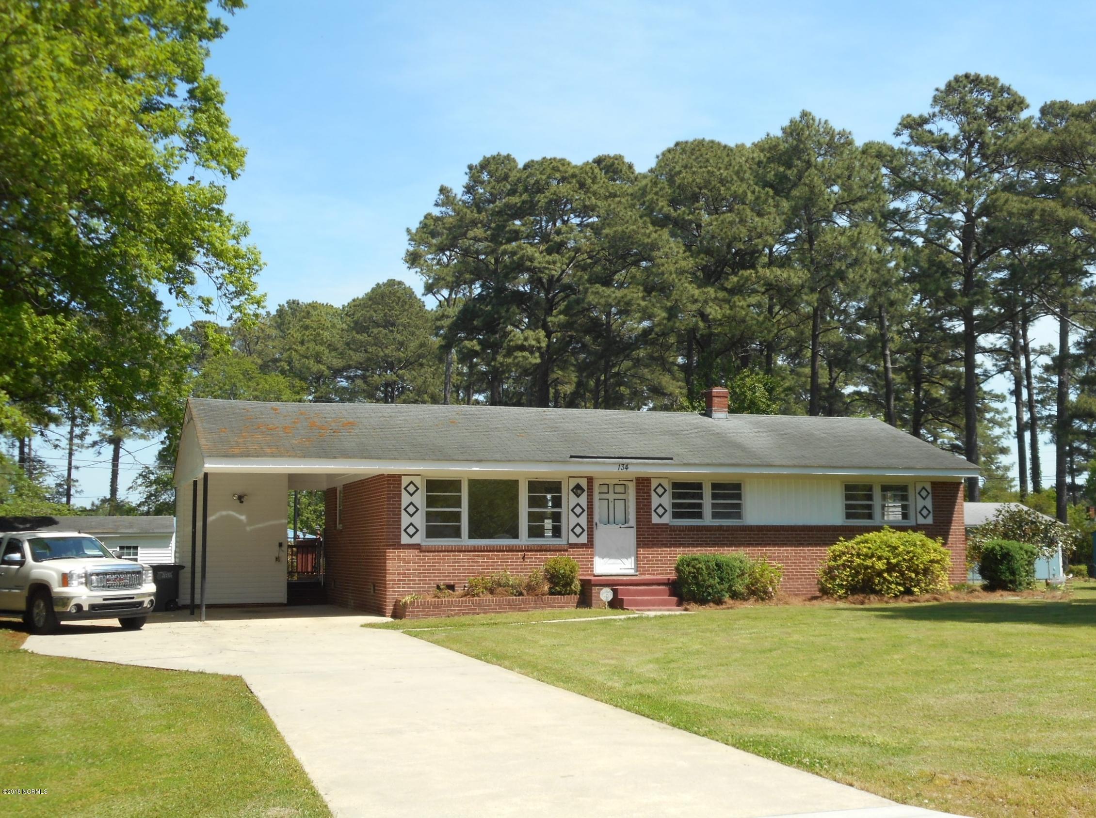 134 Falcon Road Rocky Mount, NC 27801 - Photo 1 of 31 Main