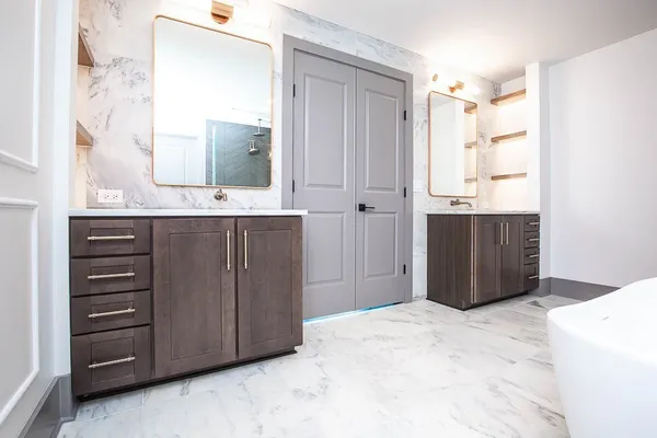 $5,850 | 1616 West End Avenue, Unit 2706, Nashville, TN 37203